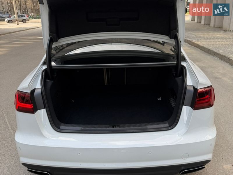 Седан Audi A6 2017 в Харькове