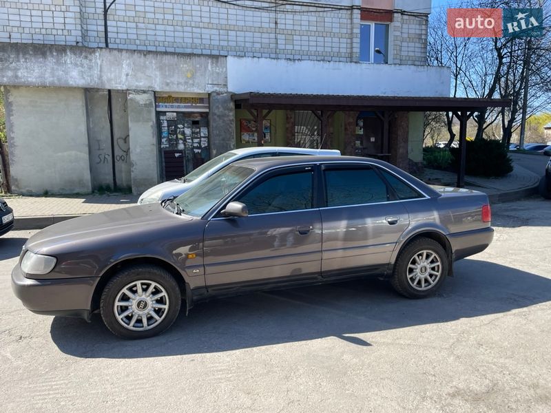 Седан Audi A6 1996 в Львові