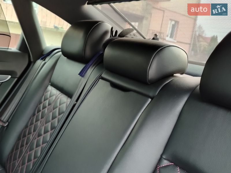 Седан Audi A6 2011 в Луцке