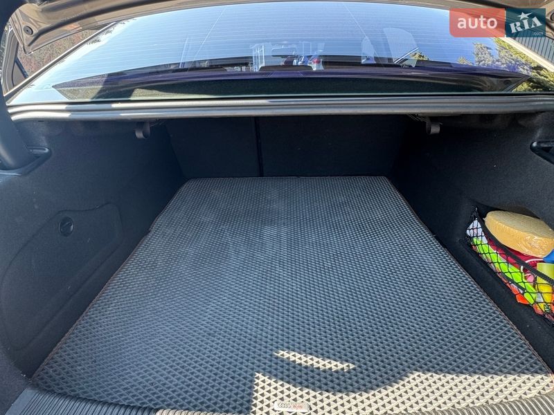 Седан Audi A6 2015 в Львове