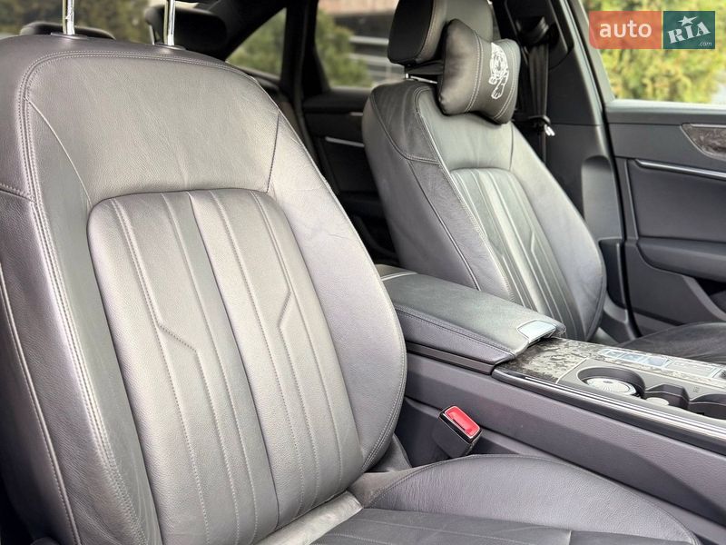 Седан Audi A6 2021 в Киеве