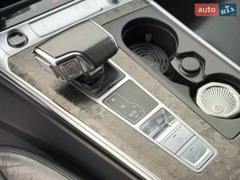 Седан Audi A6 2021 в Киеве