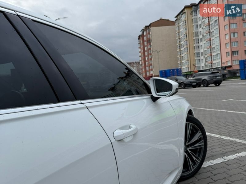 Седан Audi A6 2020 в Ивано-Франковске