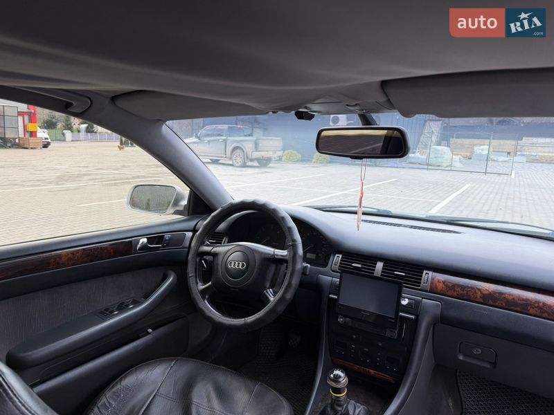 Седан Audi A6 2000 в Чернівцях