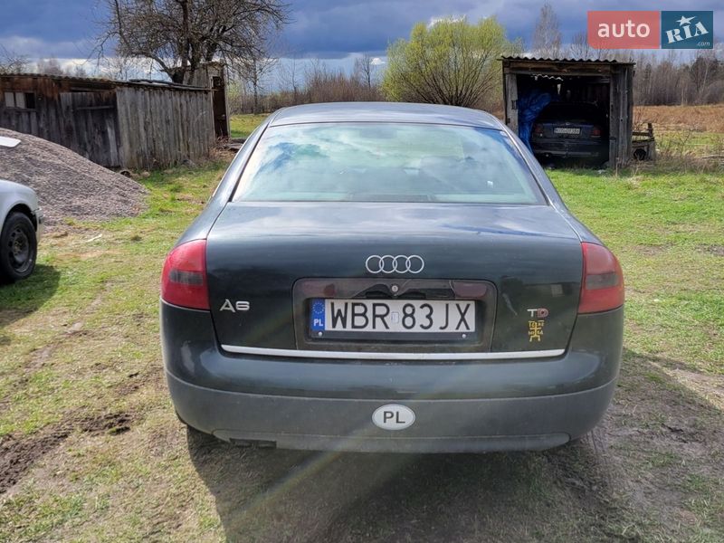 Седан Audi A6 2001 в Березному