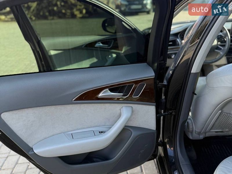 Седан Audi A6 2012 в Жашкове