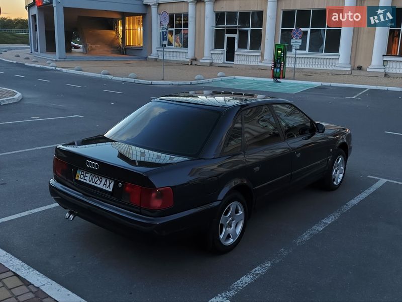 Седан Audi A6 1995 в Одесі