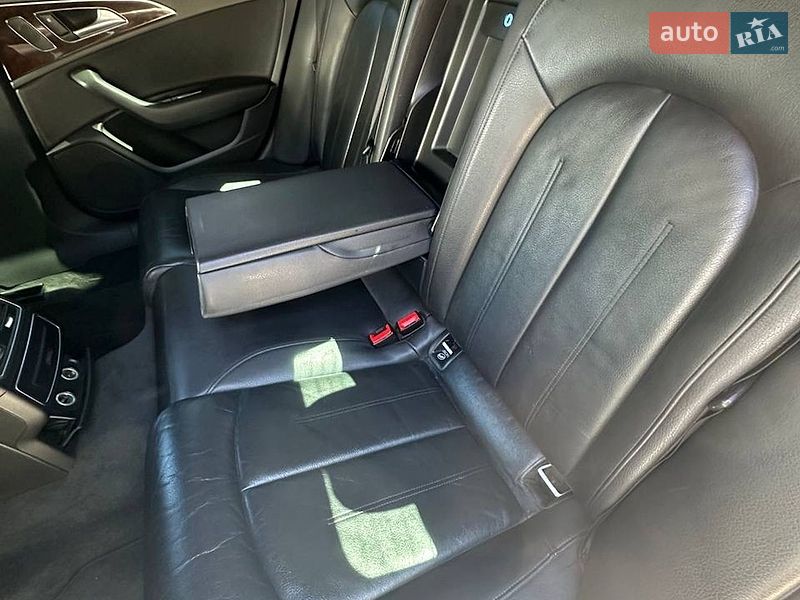 Седан Audi A6 2015 в Долине