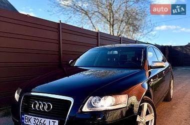 Седан Audi A6 2004 в Гоще