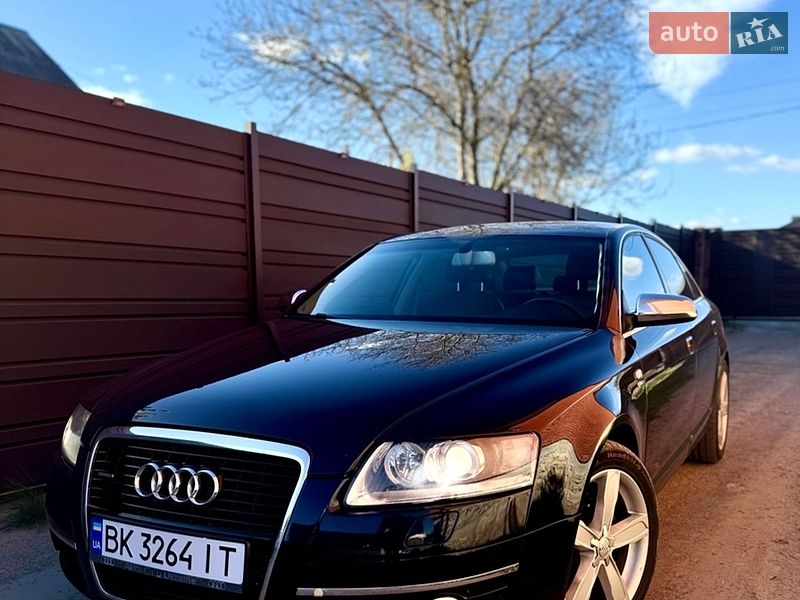 Седан Audi A6 2004 в Гоще