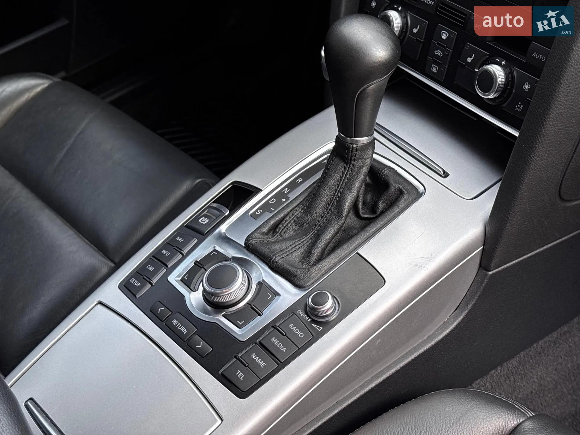 2010 Audi A6 - мініатюра 52