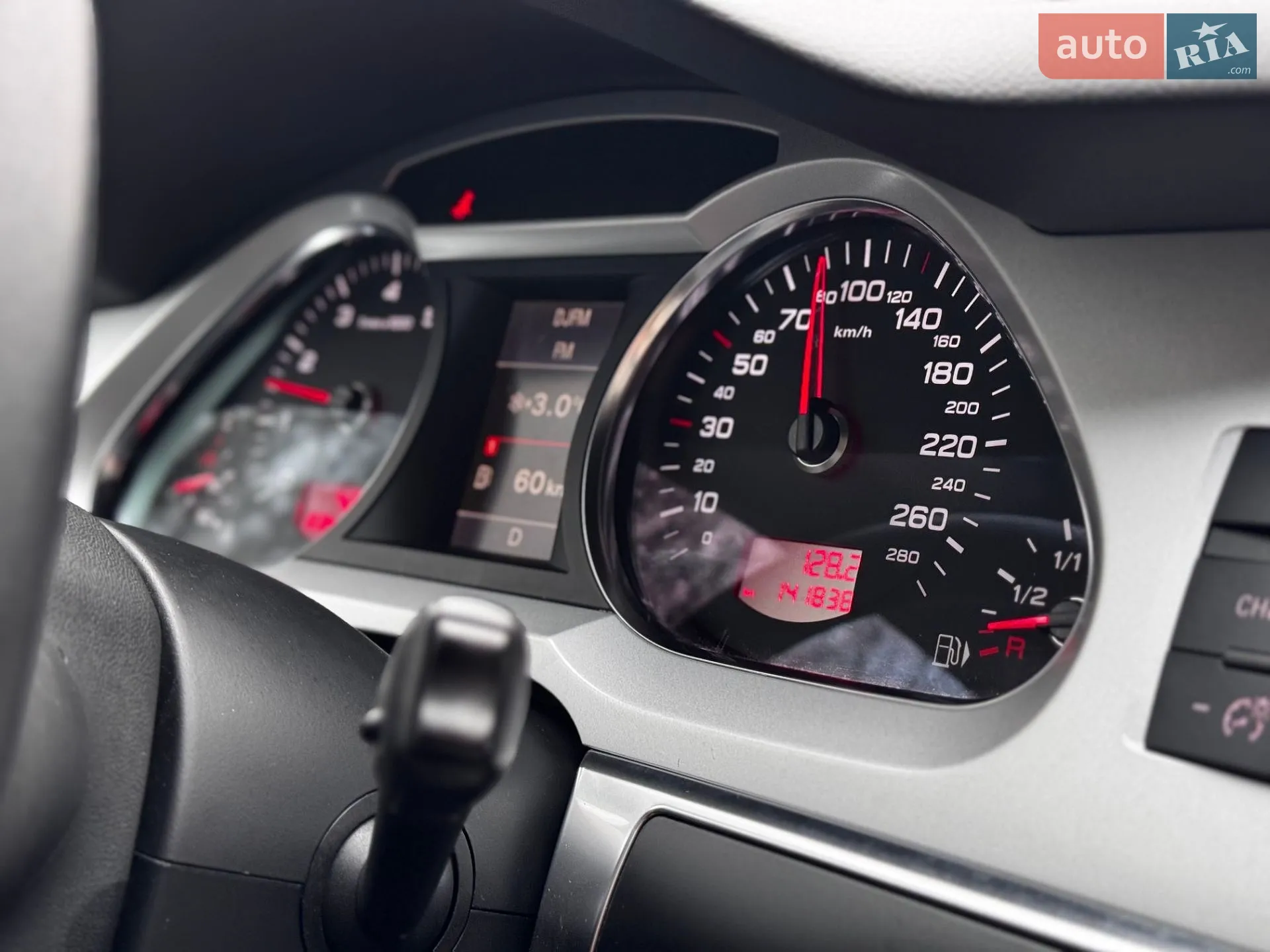 2010 Audi A6 - мініатюра 37