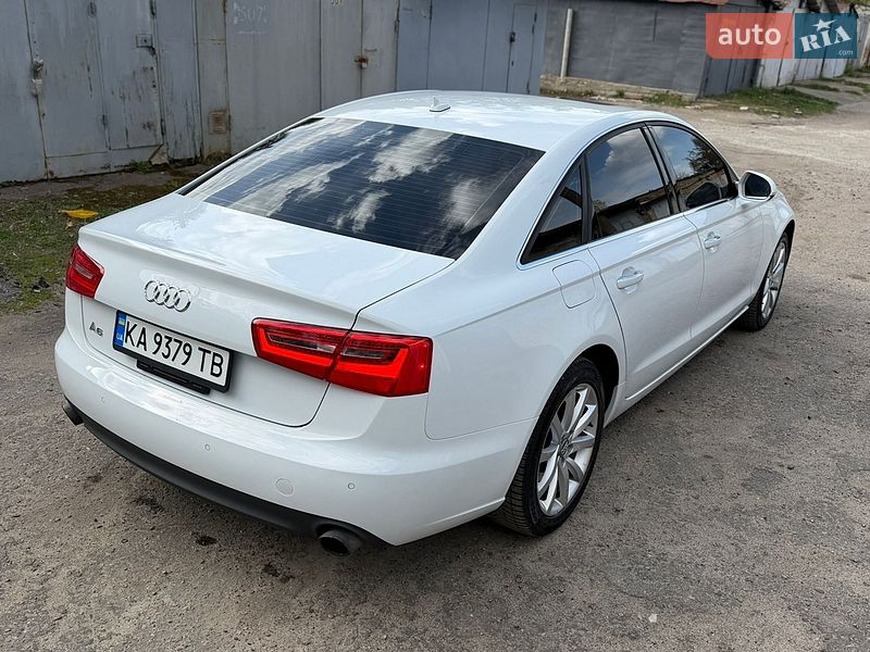 Седан Audi A6 2014 в Киеве