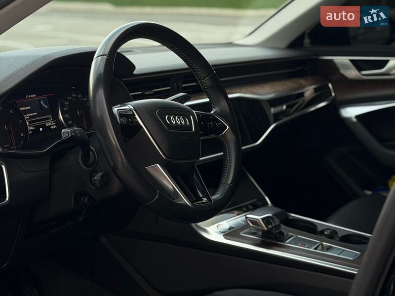 Седан Audi A6 2020 в Киеве