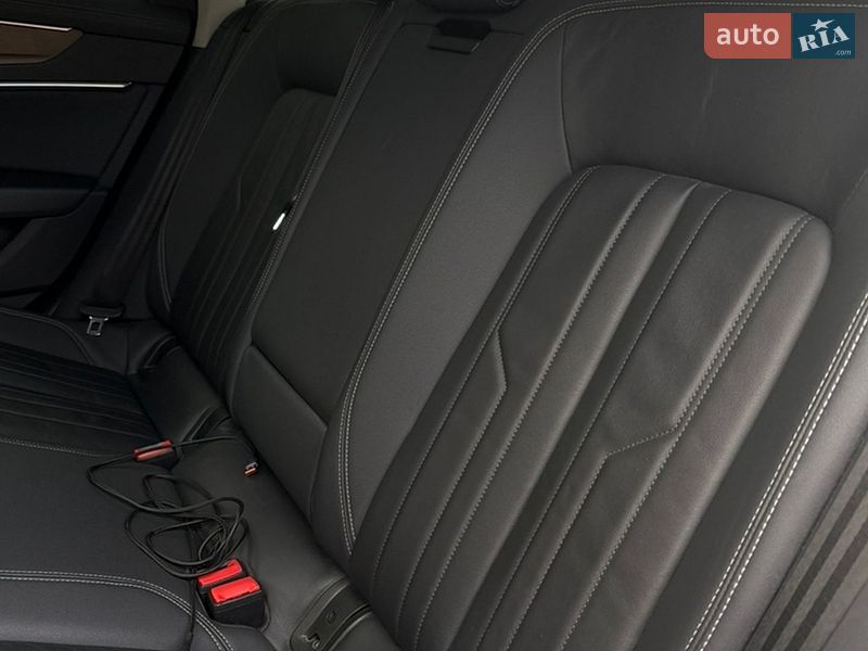 Седан Audi A6 2020 в Киеве