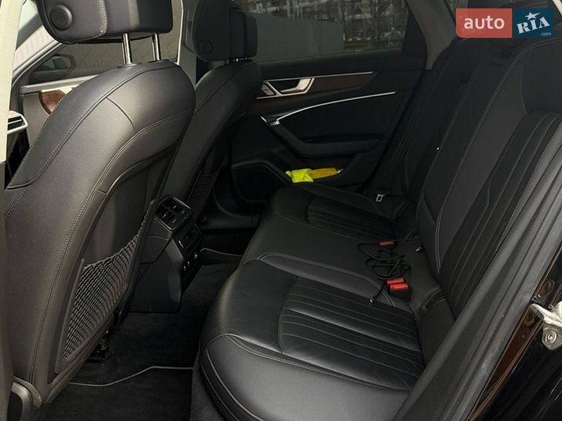 Седан Audi A6 2020 в Киеве