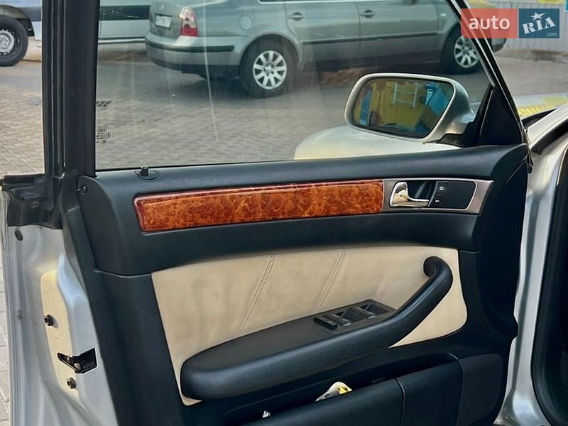 Універсал Audi A6 2000 в Рівному