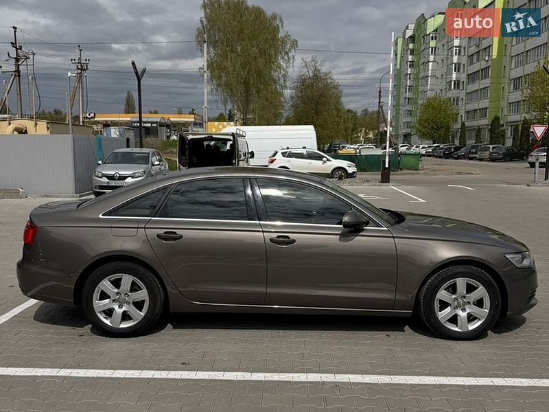 Седан Audi A6 2014 в Хмельницком