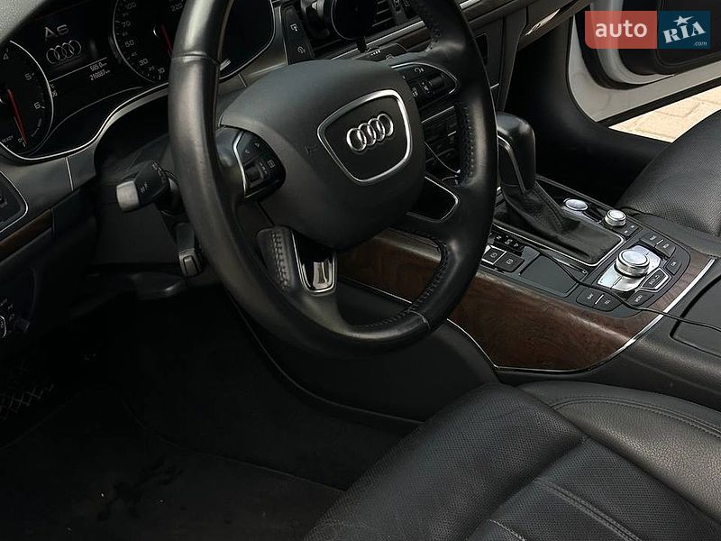 Седан Audi A6 2015 в Львові