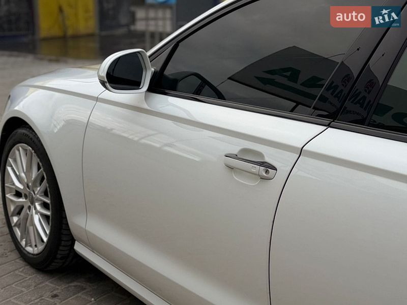 Седан Audi A6 2015 в Тернополі