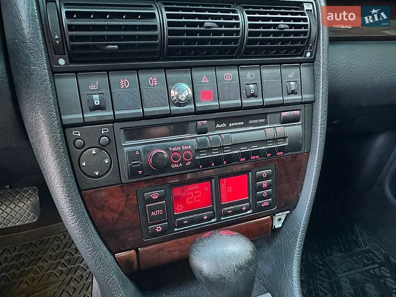 Седан Audi A6 1997 в Одессе
