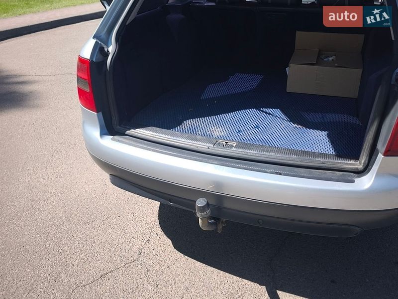Універсал Audi A6 1999 в Вараші