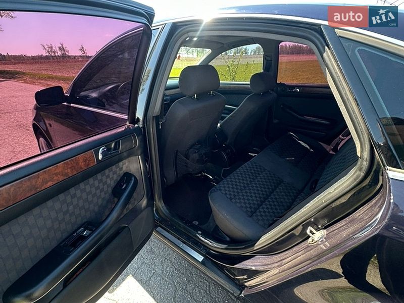 Седан Audi A6 1998 в Новоселках