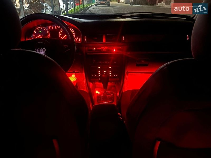 Седан Audi A6 1998 в Новоселках