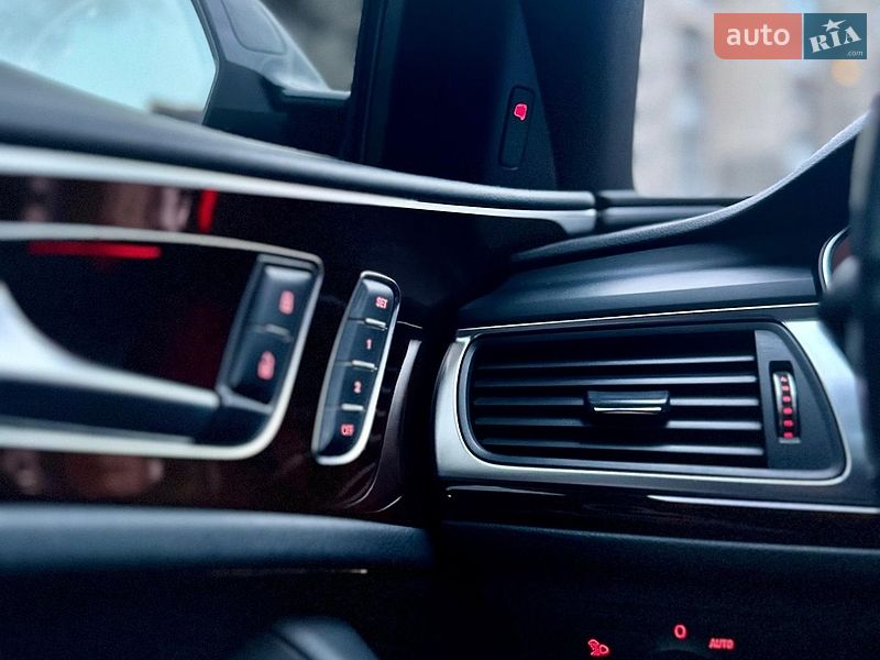 Седан Audi A6 2015 в Киеве