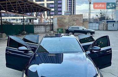 Седан Audi A6 2015 в Киеве
