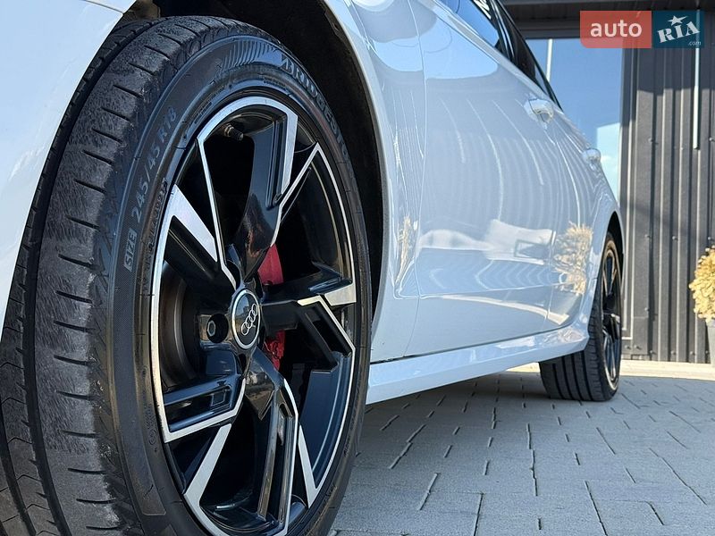 Седан Audi A6 2015 в Львові