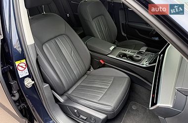 Седан Audi A6 2023 в Киеве