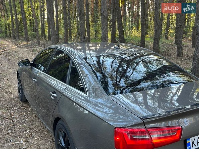 Седан Audi A6 2012 в Киеве