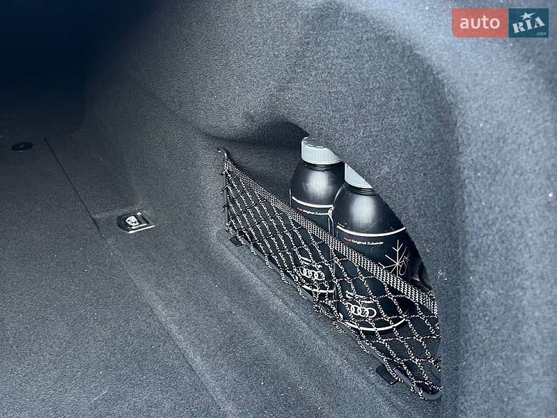 Седан Audi A6 2016 в Киеве