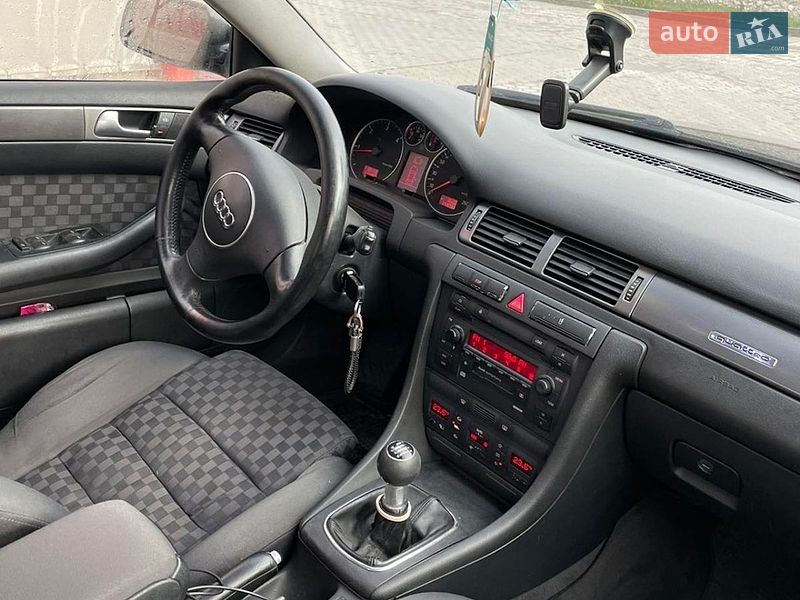 Седан Audi A6 2002 в Кременце