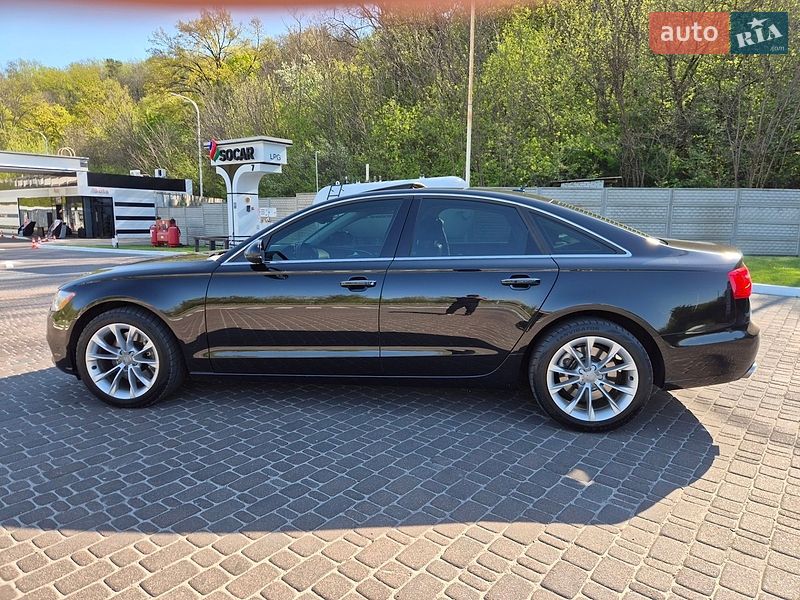 Седан Audi A6 2014 в Киеве