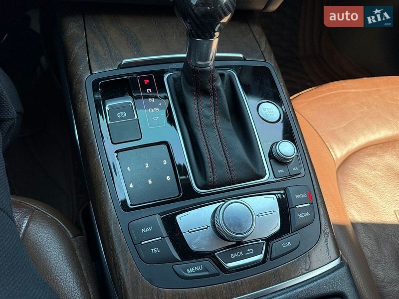 Седан Audi A6 2015 в Киеве