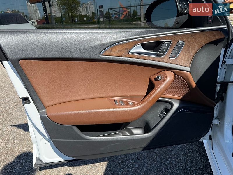 Седан Audi A6 2015 в Киеве