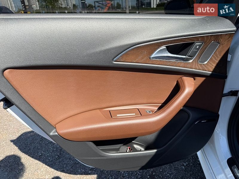 Седан Audi A6 2015 в Киеве
