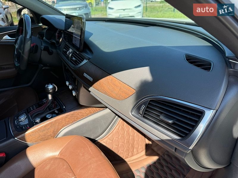 Седан Audi A6 2015 в Киеве