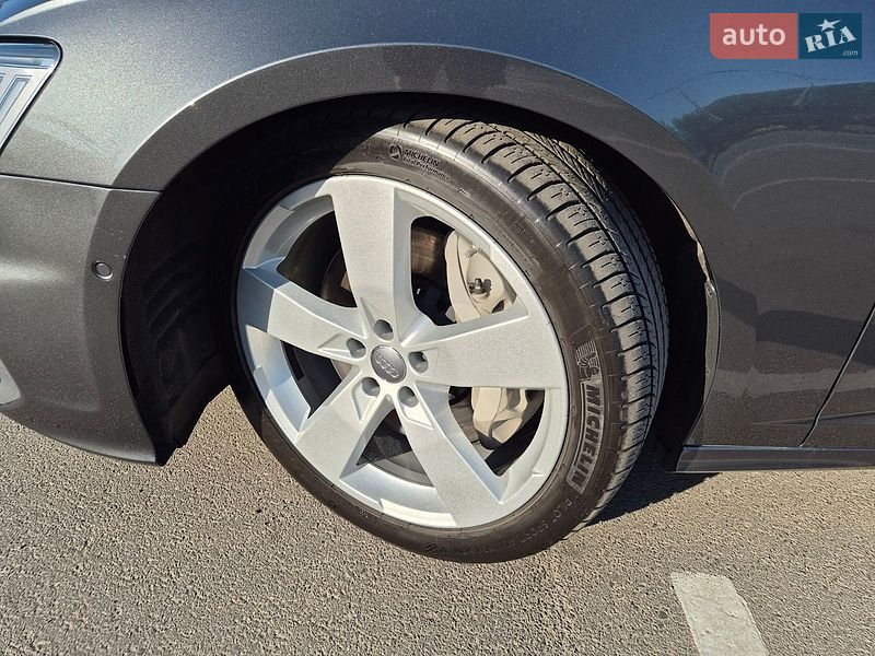 Седан Audi A6 2020 в Киеве