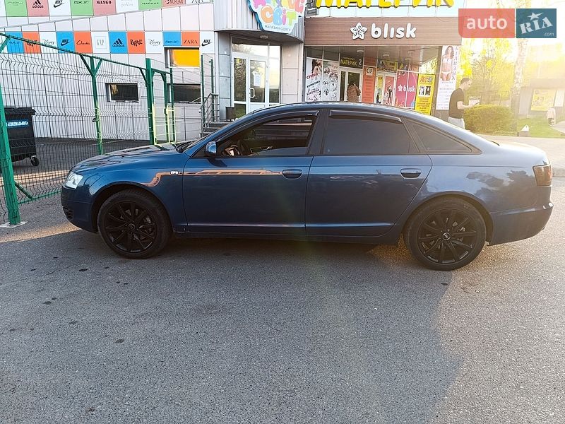Седан Audi A6 2004 в Смеле