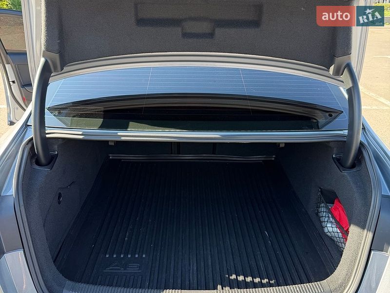 Седан Audi A6 2016 в Киеве