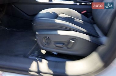 Седан Audi A6 2022 в Киеве