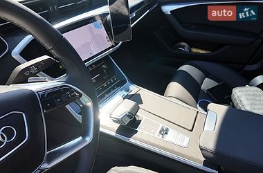 Седан Audi A6 2022 в Киеве