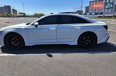 Седан Audi A6 2022 в Киеве