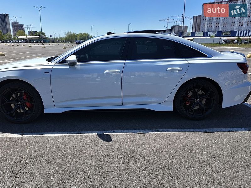 Седан Audi A6 2022 в Киеве