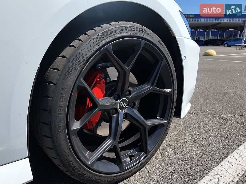 Седан Audi A6 2022 в Киеве