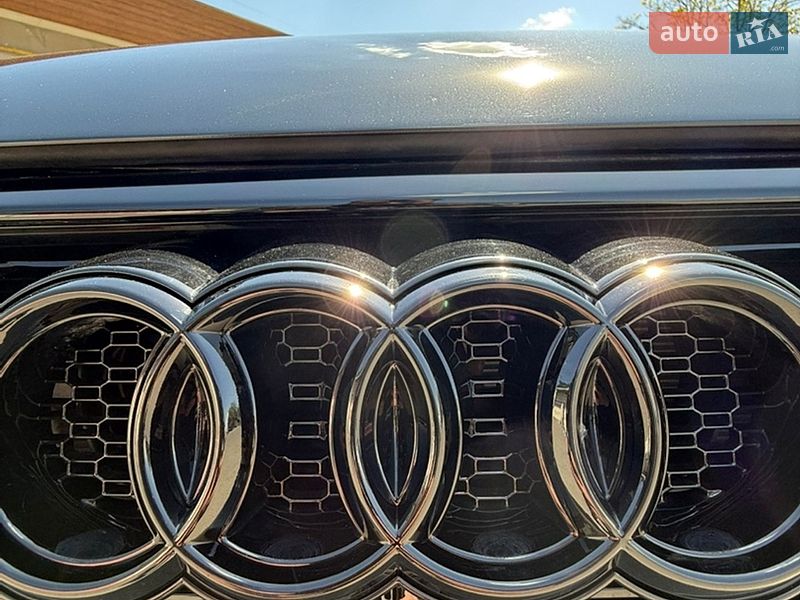 Седан Audi A6 2019 в Львове