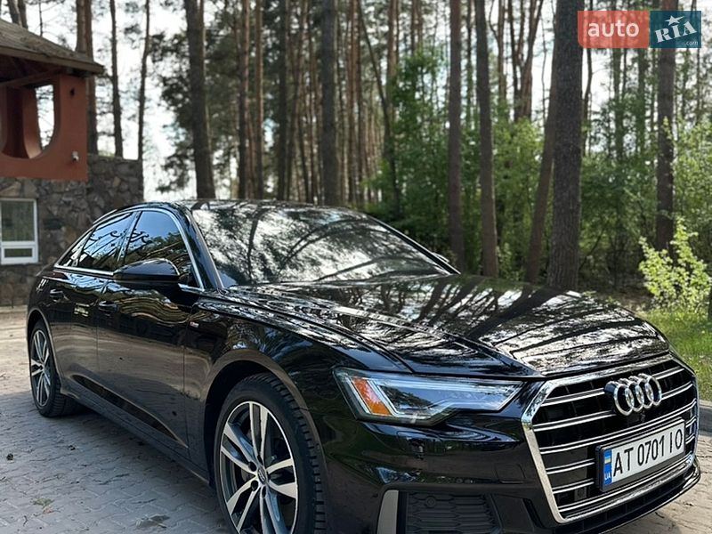 Седан Audi A6 2018 в Новояворовске